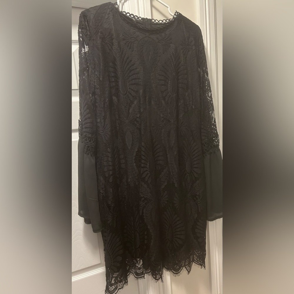 Elegant Black Lace Dress